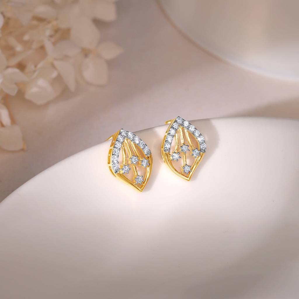 18K Gold Feuille Diamond Earrings : GDLER0286
