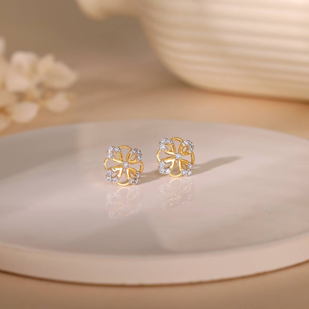 14K Gold Jivy Diamond Earrings : GDLER0295