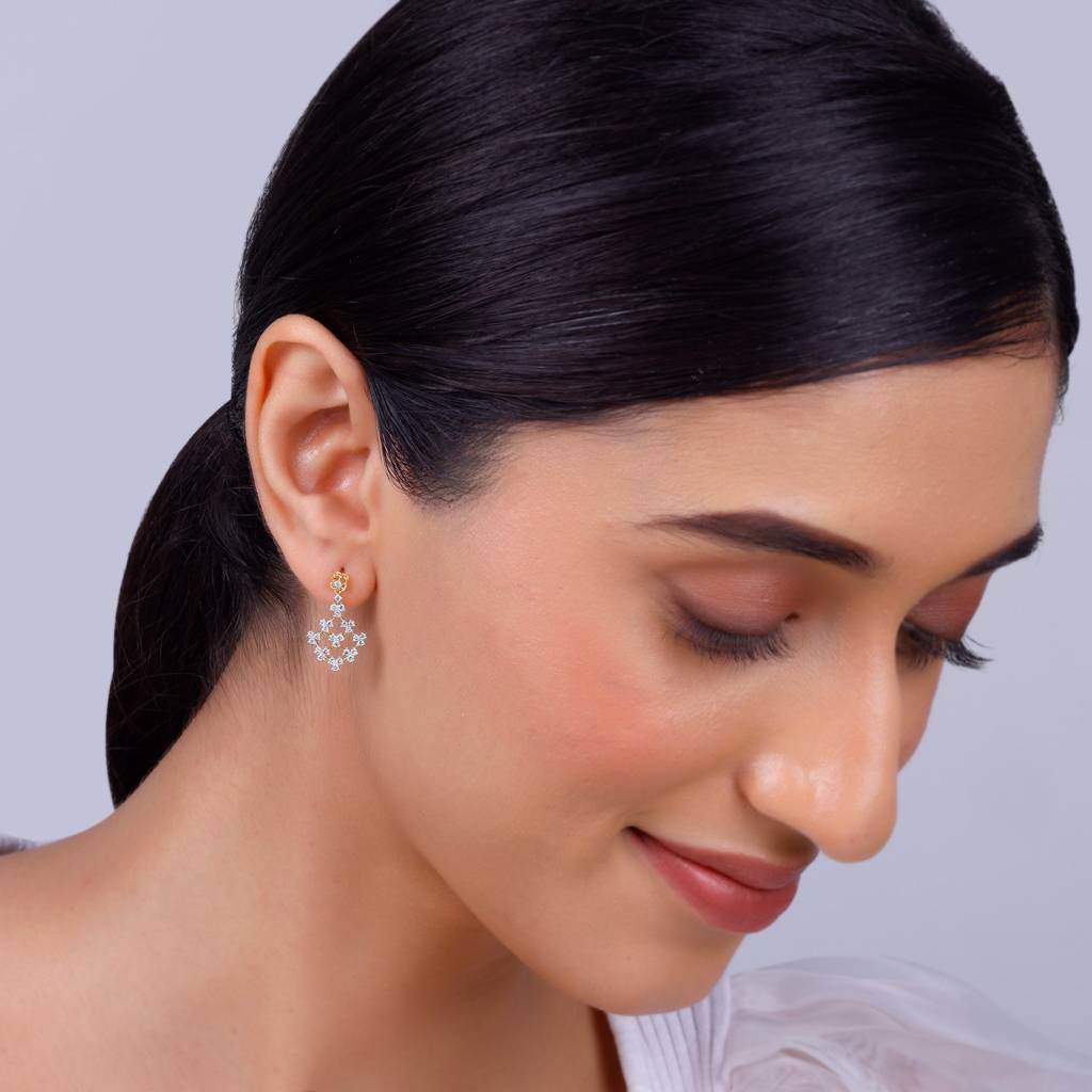 18K Gold Rhombus Aura Diamond Earrings : GDLER0349