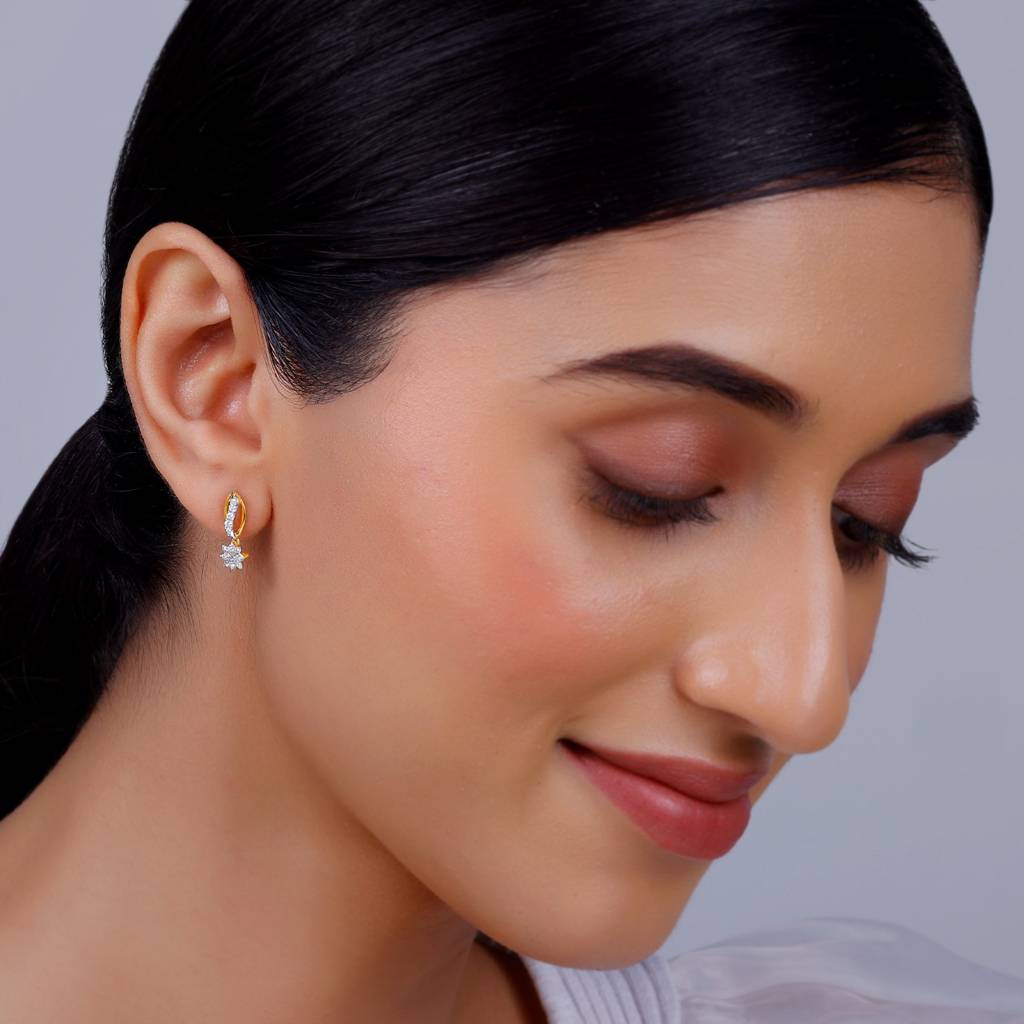18K Gold Flora Flow Diamond Earrings : GDLER0351