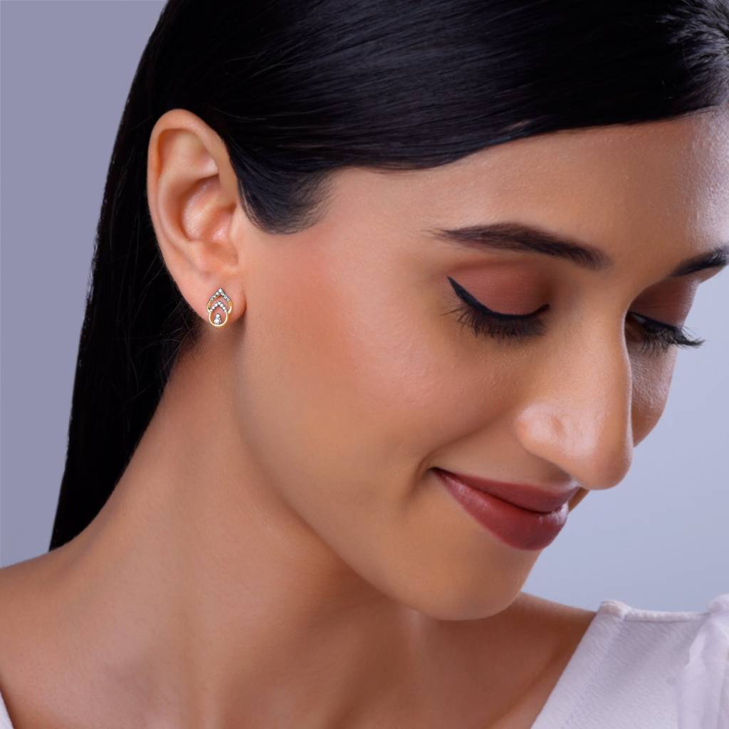 14K Gold Leafy Elegance Diamond Earrings : GDLER0362