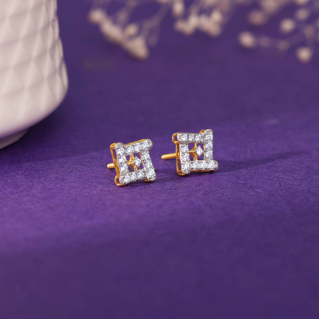 18K Gold Square Sensation Diamond Studs : GDLER0373