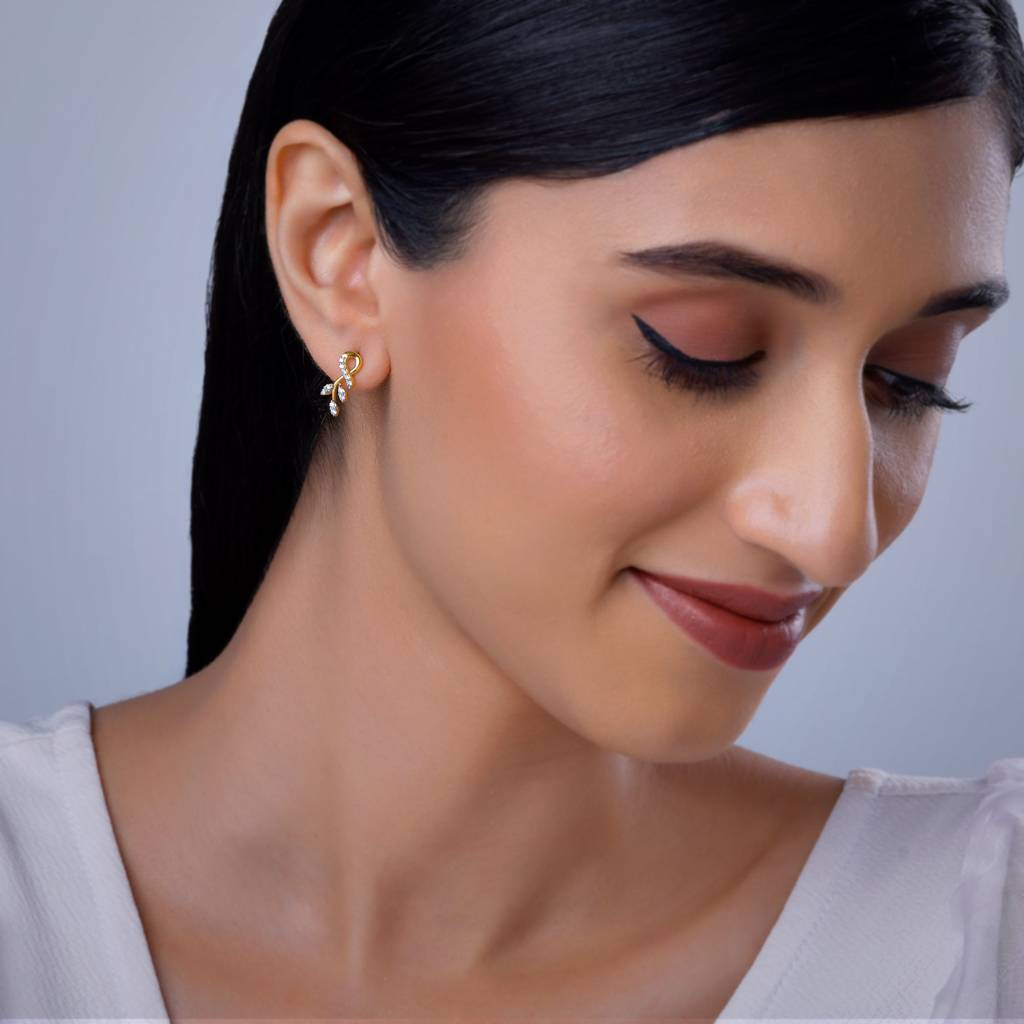18K Gold Leafy Affair Diamond Earrings : GDLER0458