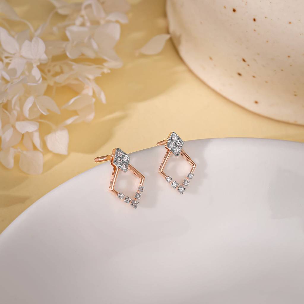 18K Rose Gold Radiant Rhombus Diamond Earrings : GDLER0475