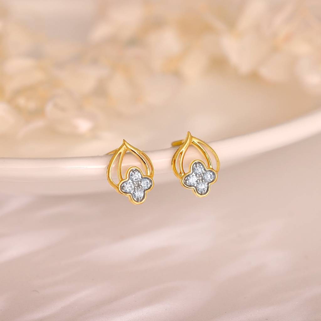 18K Gold Pure Clover Diamond Earrings : GDLER0489