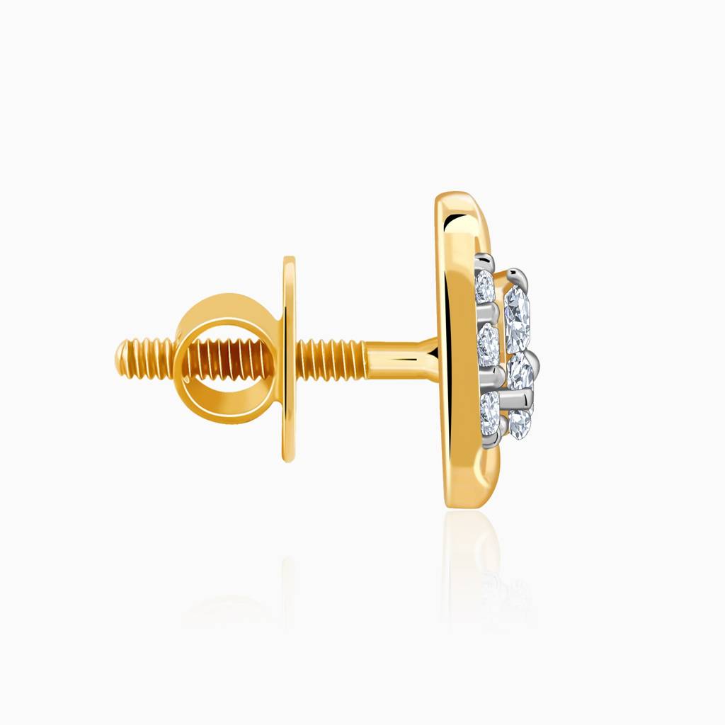 18K Gold Mini Diamond Studs : GDLER0496