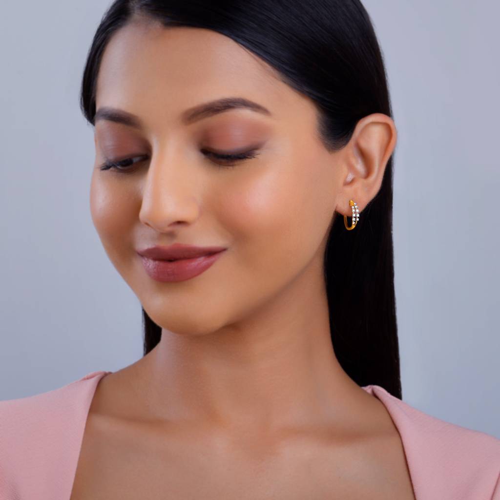 Gold Classic Diamond Hoop Earrings : GDLER0537