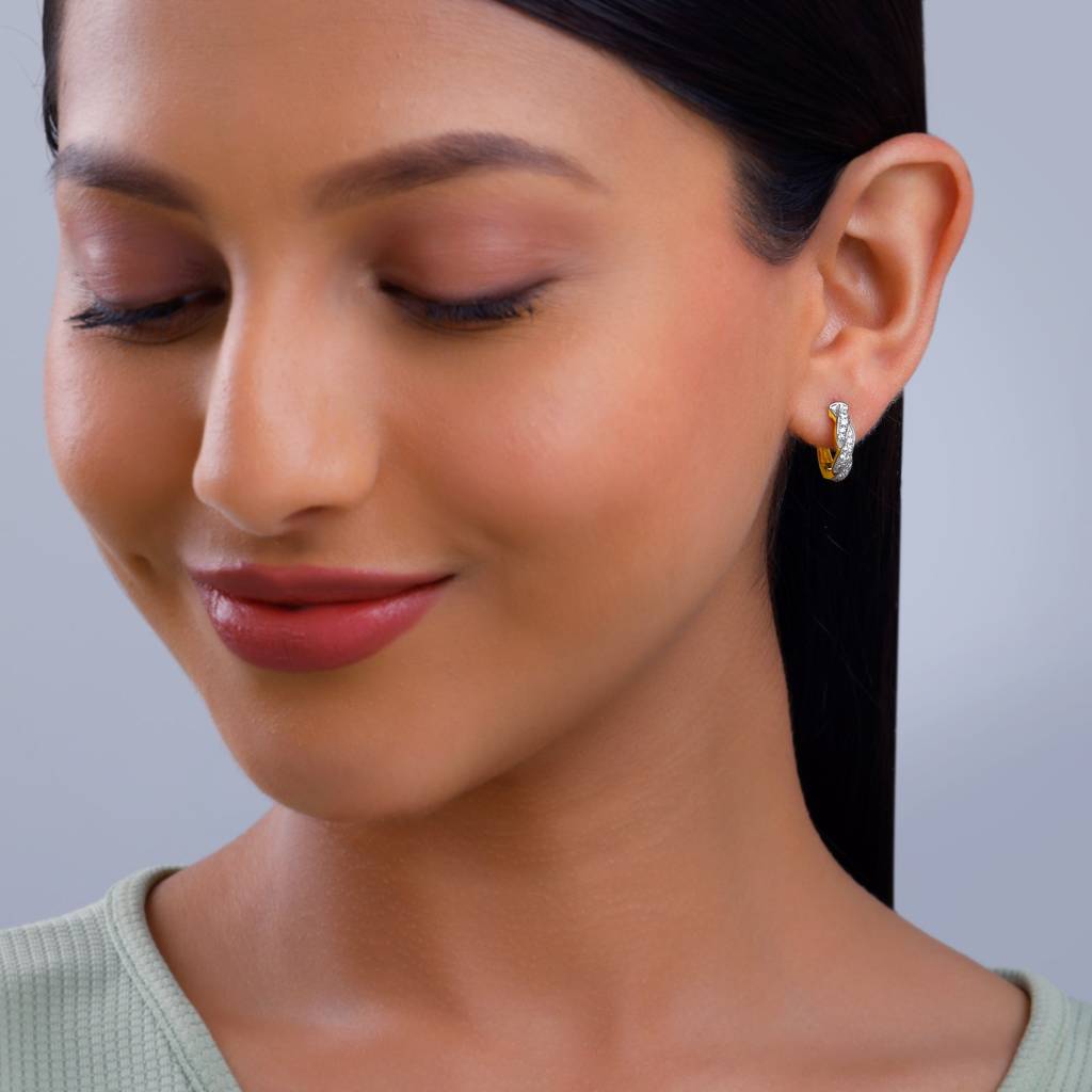 18K Gold Spiral Love Diamond Hoop Earrings : GDLER0538