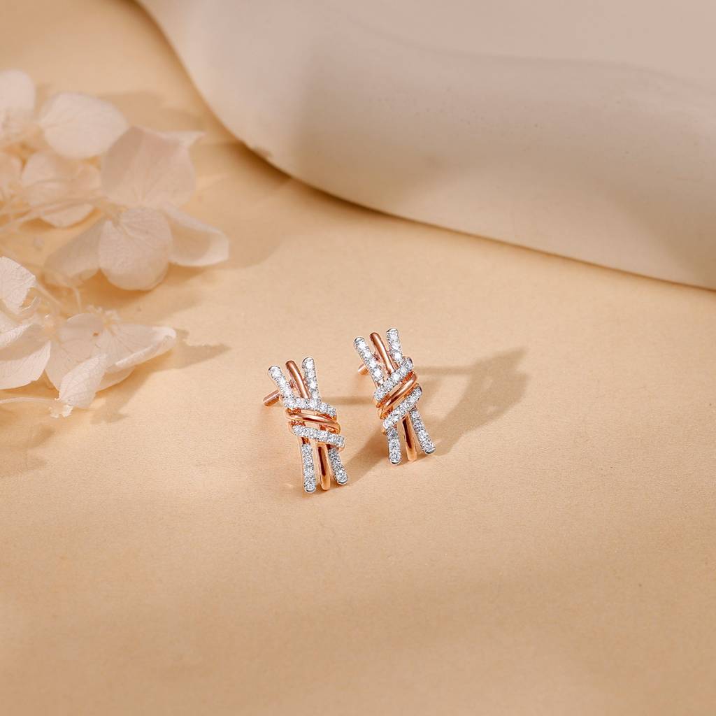18K Rose Gold Dreamer Feels Diamond Studs : GDLER0544