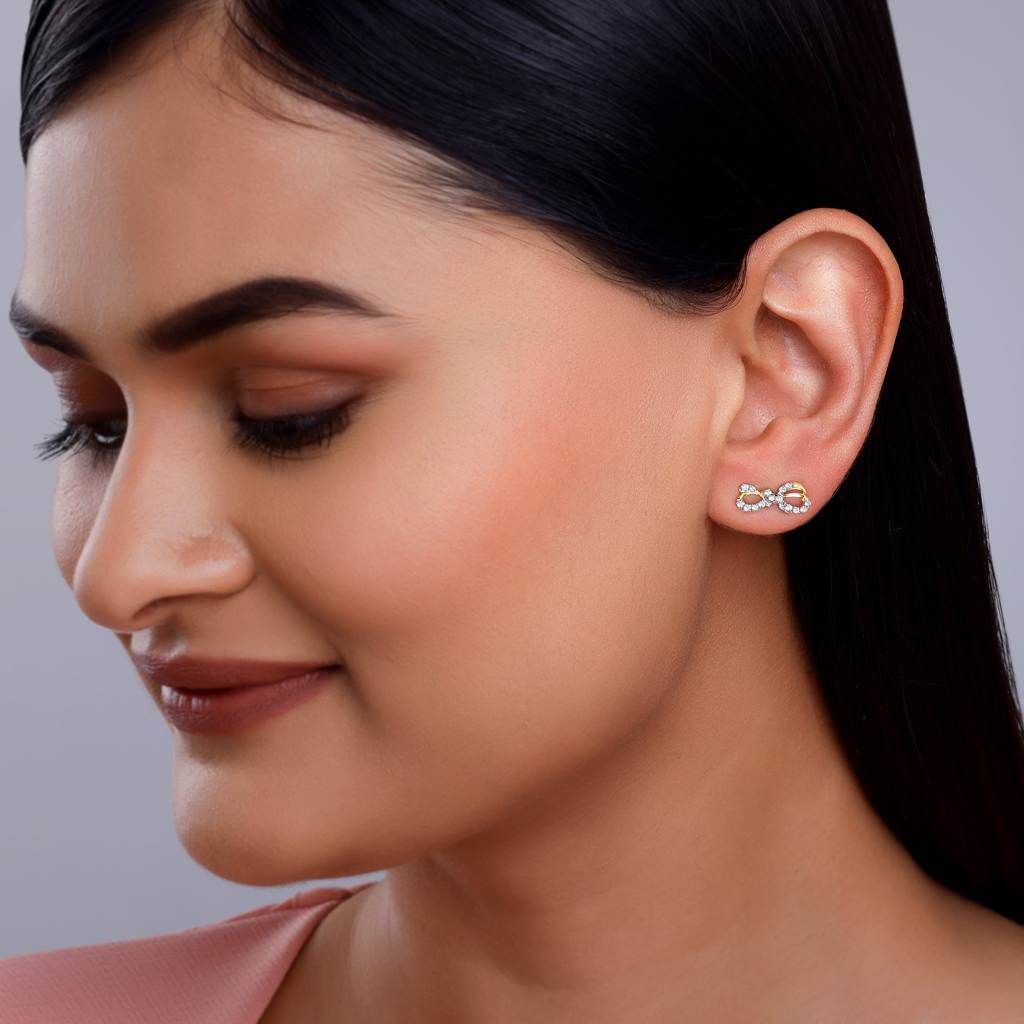 18K Gold Ribbon Love Diamond Earrings : GDLER0547