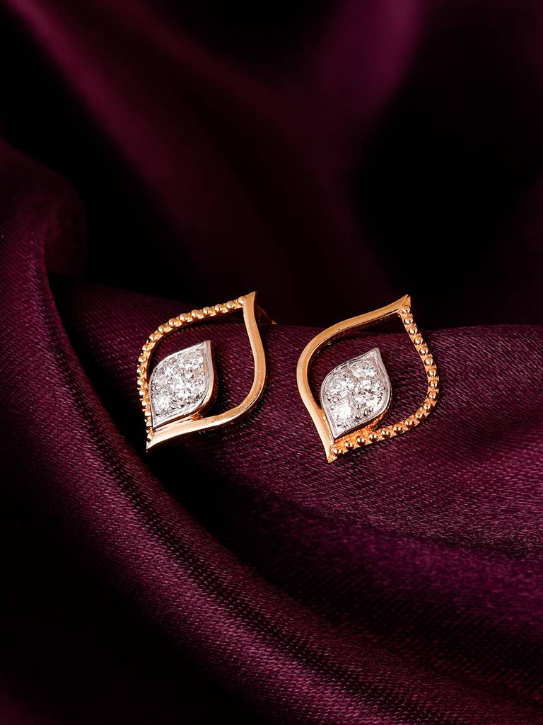 18K Yellow Gold Dancing Flame Diamond Earrings : GDLER060
