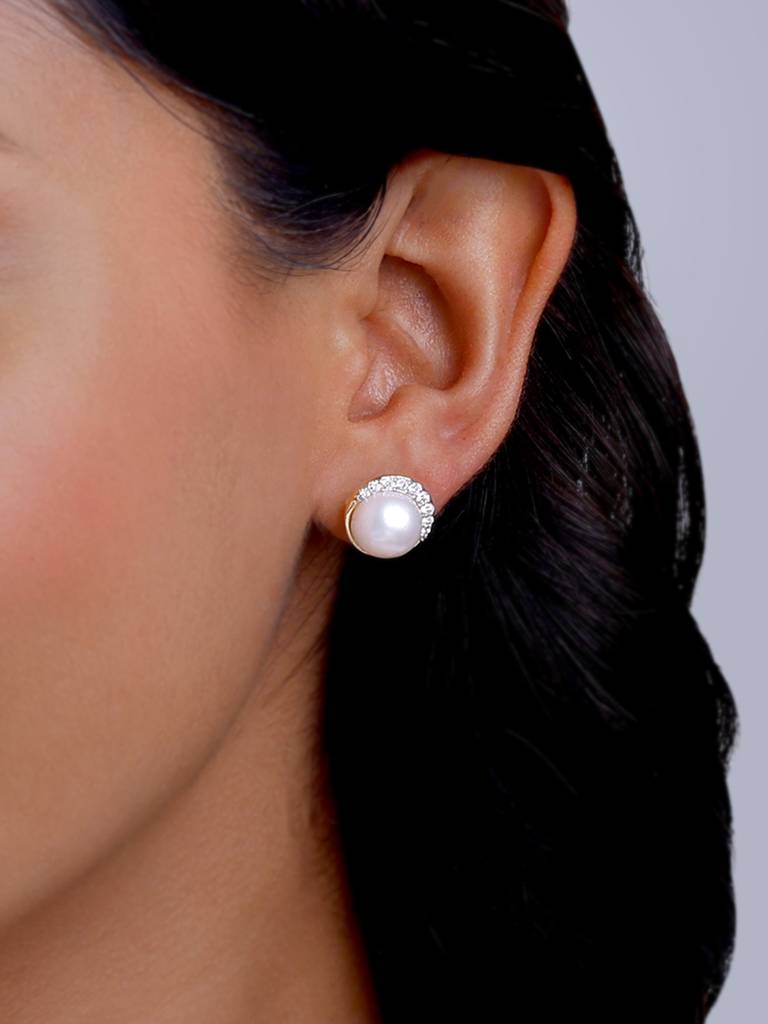 14K Yellow Gold Graceful Pearl Diamond Studs : GDLER079