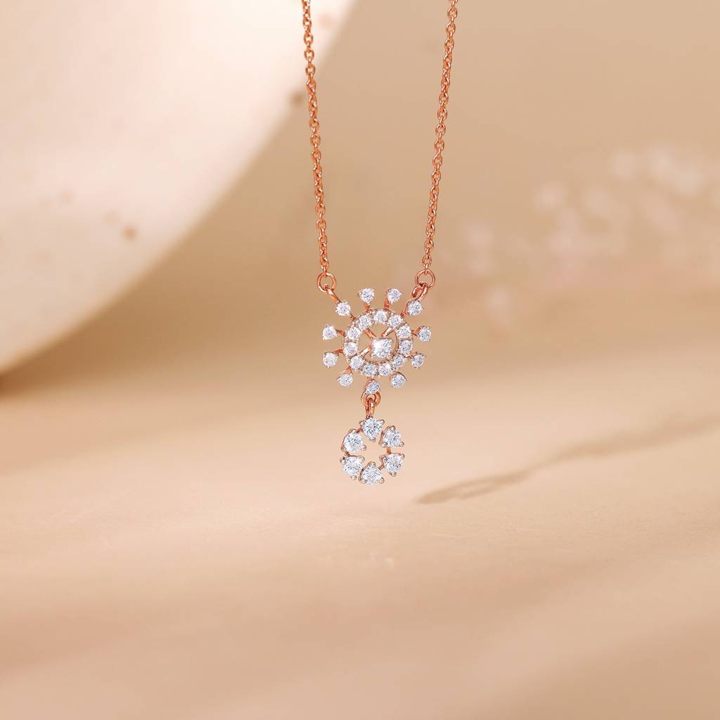 18K Rose Gold Floral Glimmer Diamond Necklace : GDLNE0101