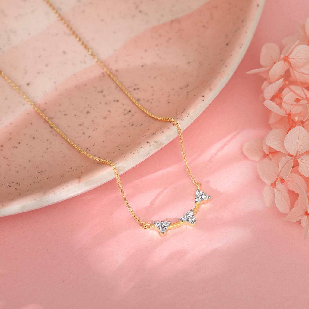 18K Gold Love Trinity Diamond Necklace : GDLNE0102