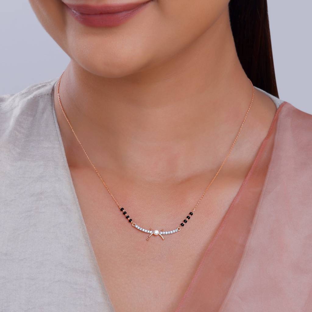 18K Rose Gold Roopa Diamond Mangalsutra : GDLNE0112