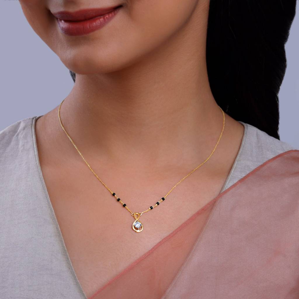 18K Gold Bandhan Solitaire Diamond Mangalsutra : GDLNE0138