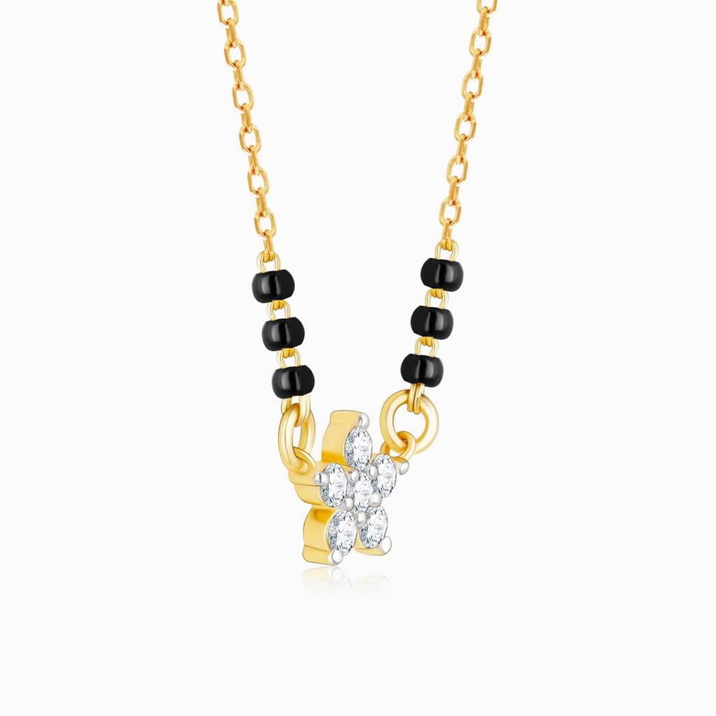 18K Gold Floral Flare Diamond Mangalsutra : GDLNE03