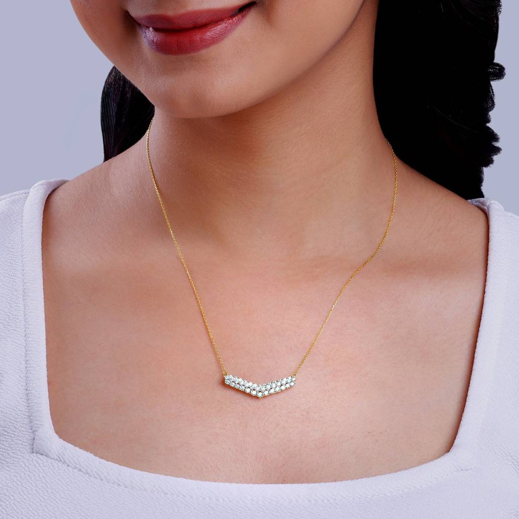 18K Gold Elegant Vivara Diamond Necklace : GDLNE089