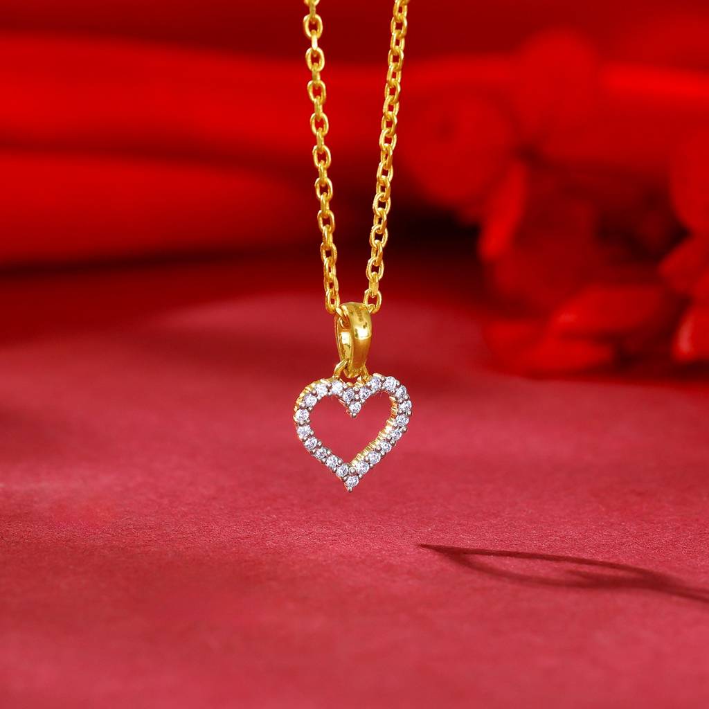 18K Gold Heartful Diamond Pendant : GDLNE08