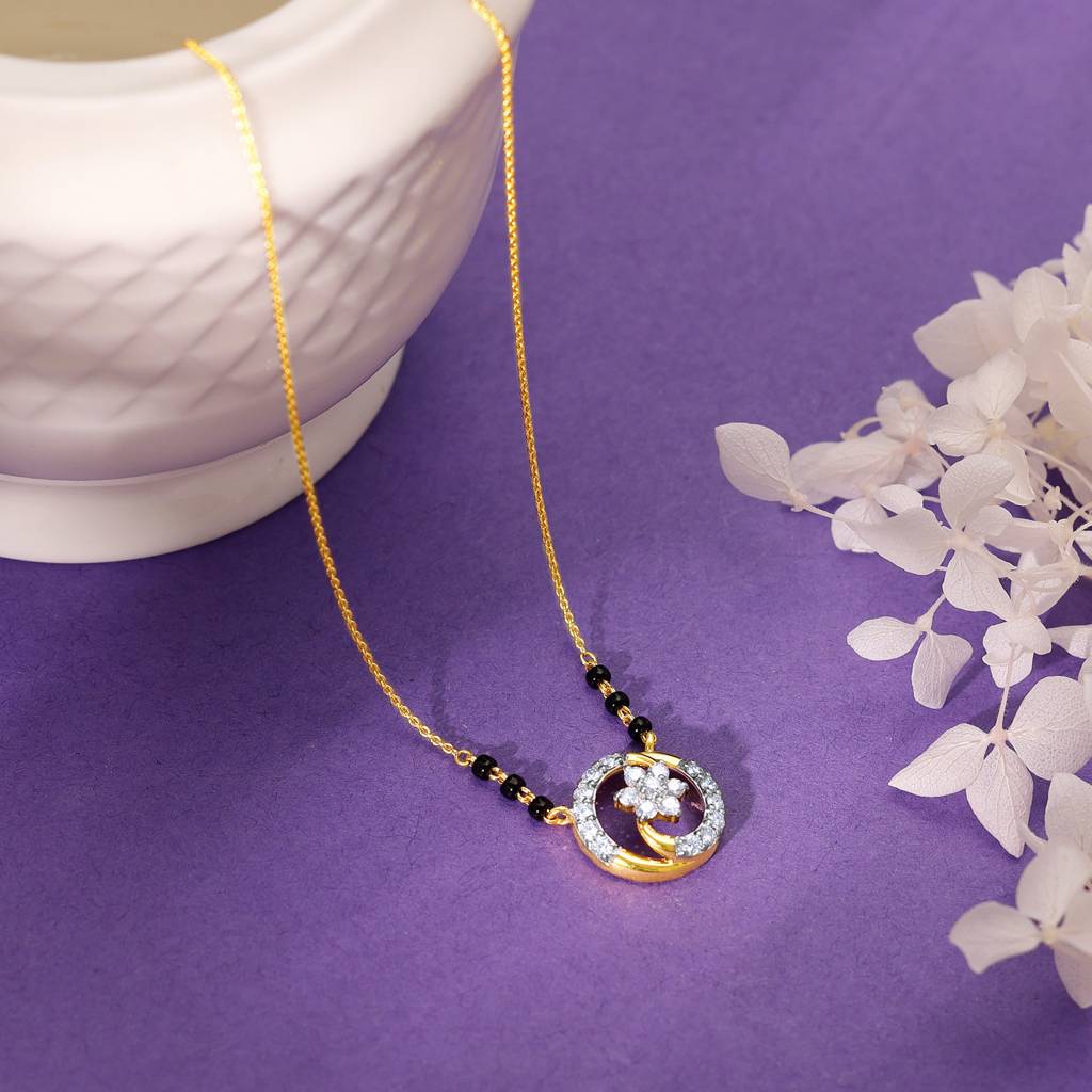 18K Gold Sanya Diamond Mangalsutra : GDLNE092