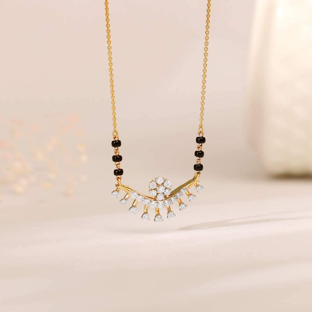 18K Gold Sunidhi Diamond Mangalsutra : GDLNE098