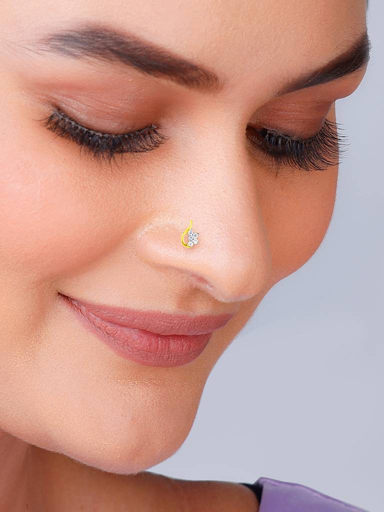 14K Yellow Gold Glittering Treasure Diamond Nose Pin : GDLNP044