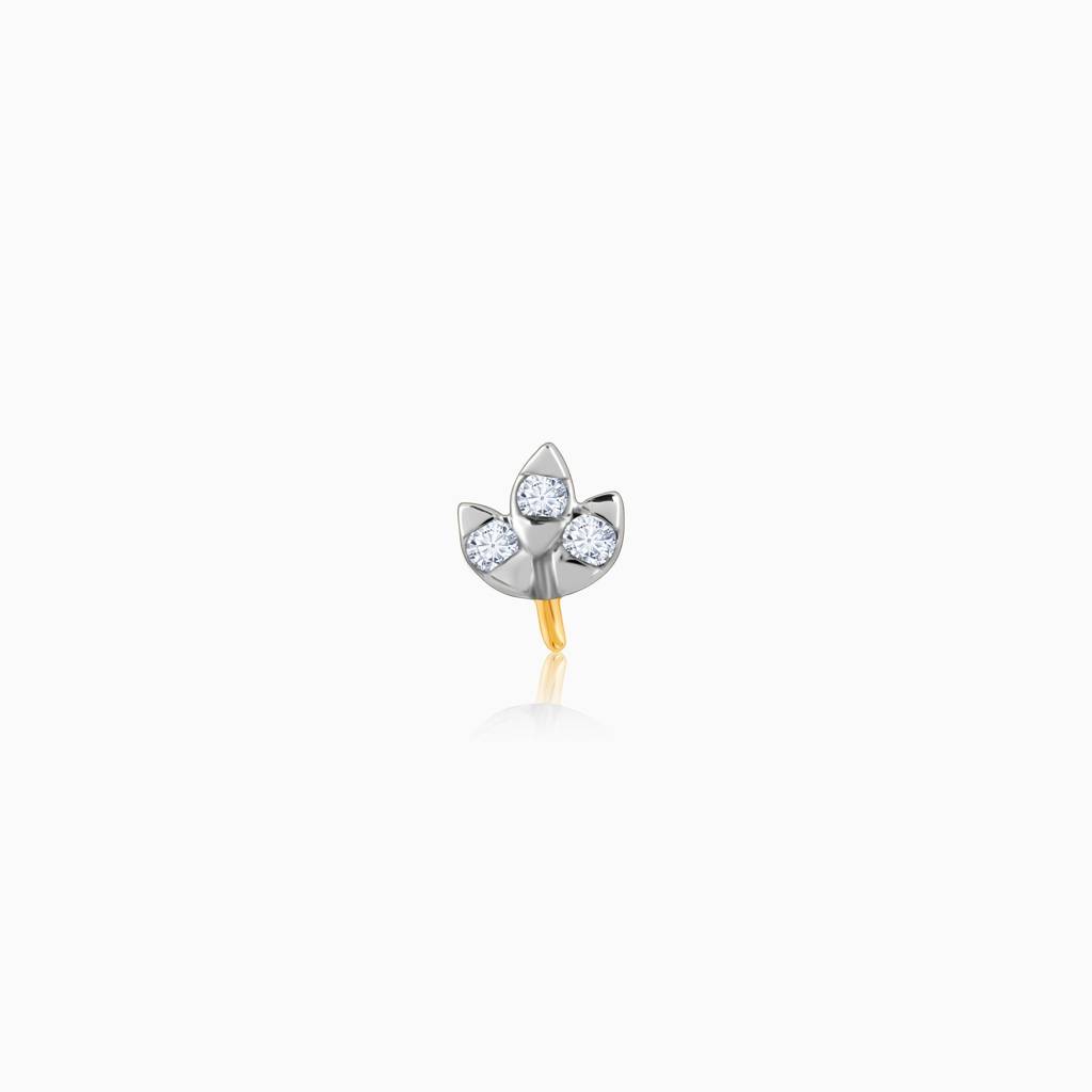 18K Gold Dazzling Leaf Diamond Nose Pin : GDLNP099