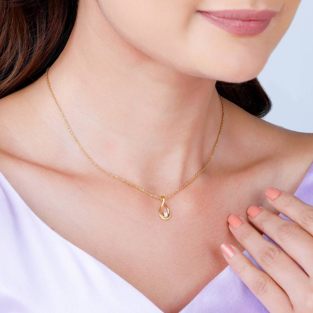 14K Gold Drop Solitaire Diamond Pendant : GDLPD022