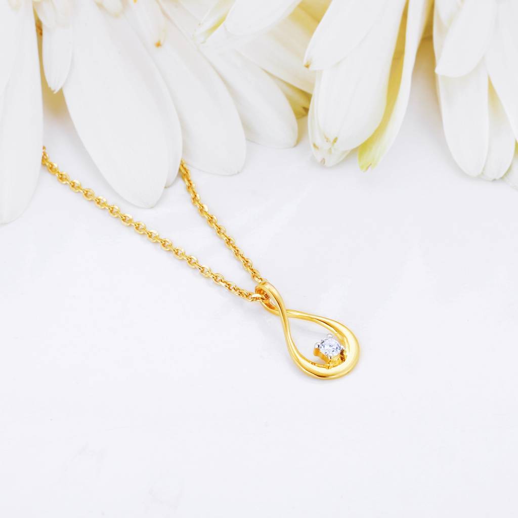 14K Gold Drop Solitaire Diamond Pendant : GDLPD022
