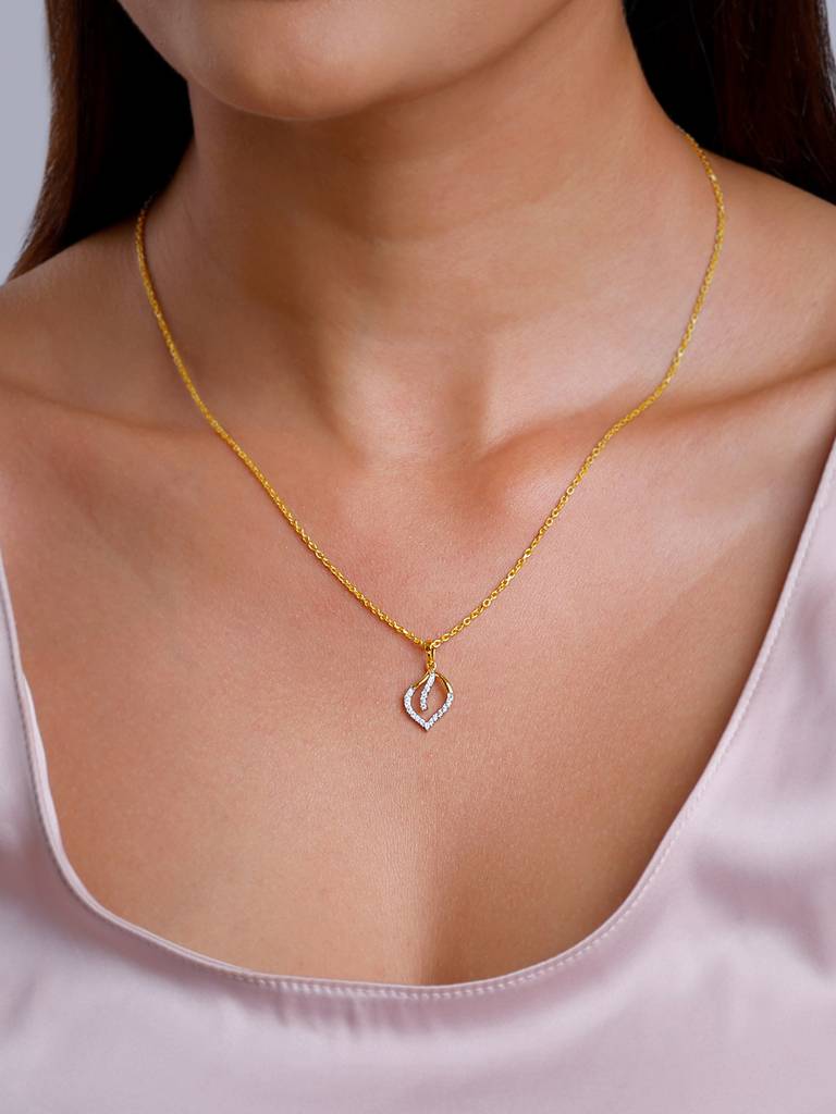 14K Yellow Gold Fidelity Diamond Pendant : GDLPD0256