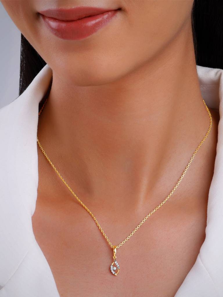 14K Yellow Gold Captivating Droplet Diamond Pendant : GDLPD0291