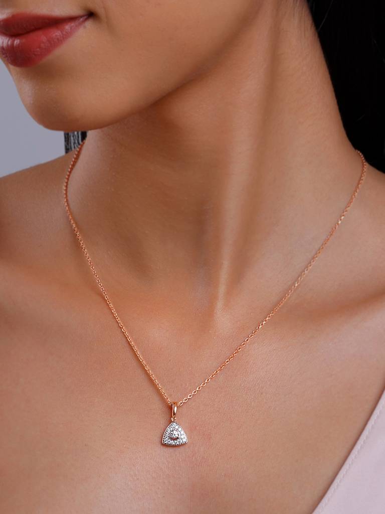 18K Rose Gold Desirable Diamond Pendant : GDLPD0307