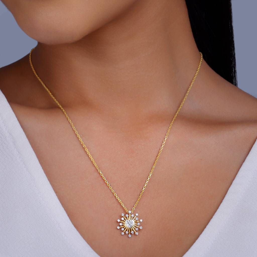 18K Gold Aster Diamond Pendant : GDLPD0363