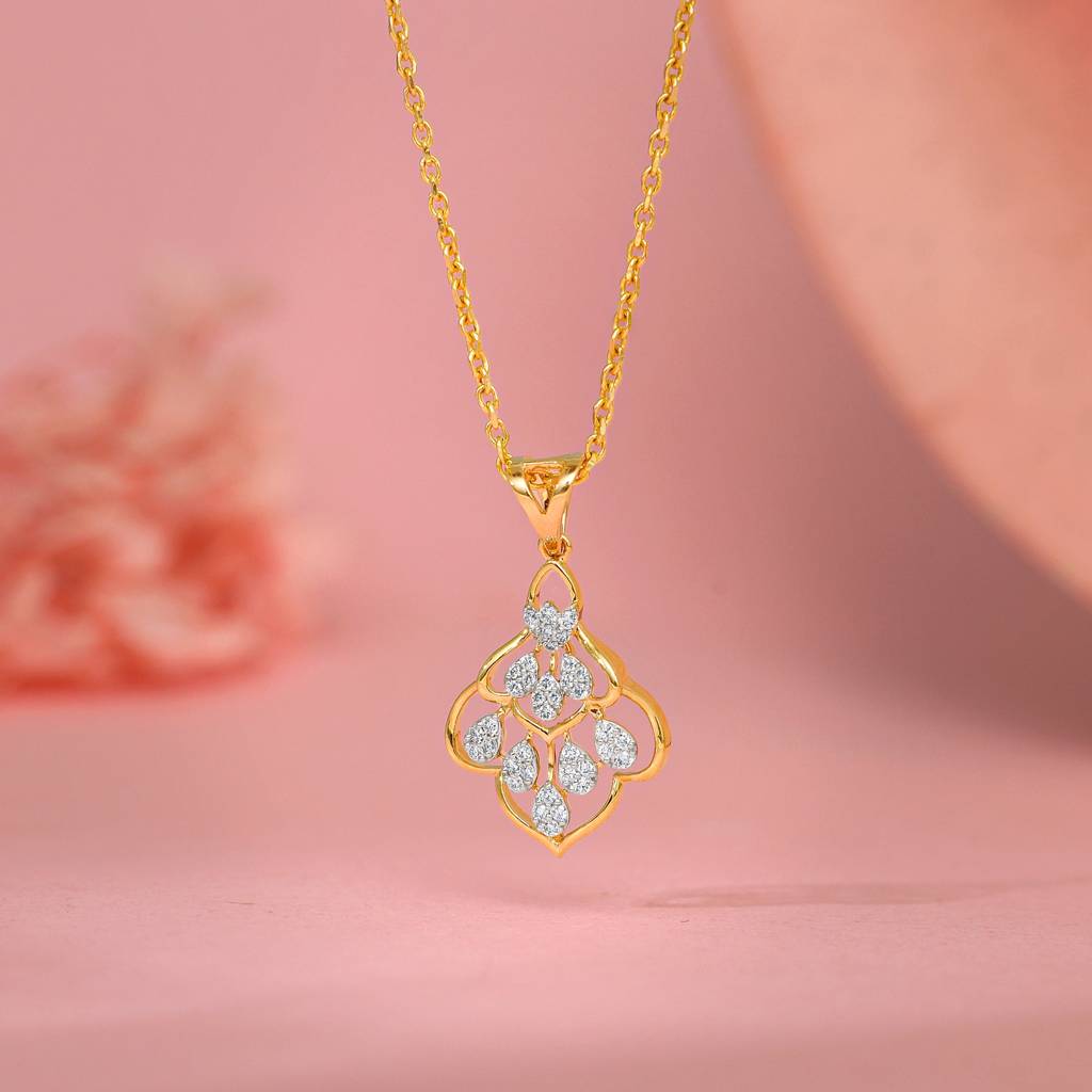 14K Gold Heart Of Spade Diamond Pendant : GDLPD0392