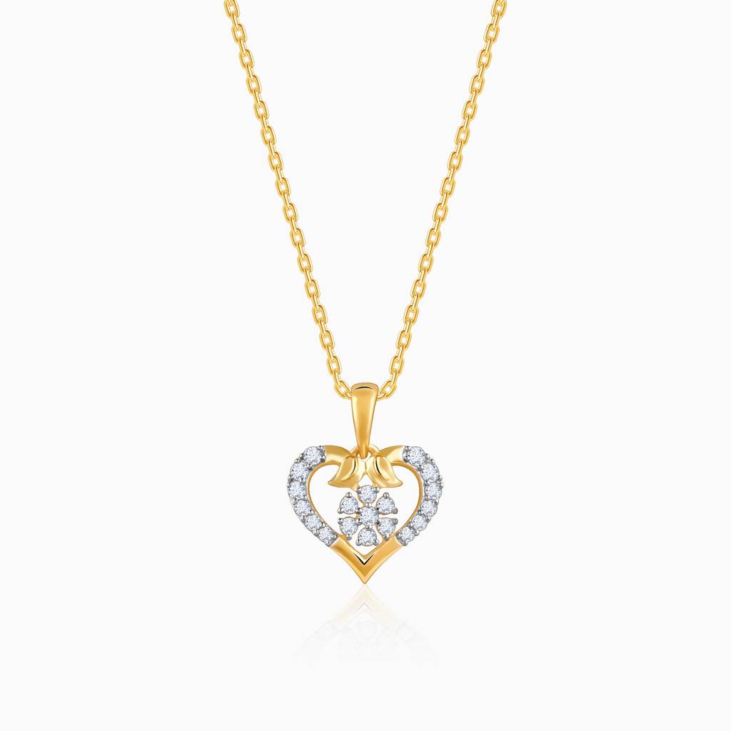 18K Gold Timeless Charm Diamond Pendant : GDLPD0427