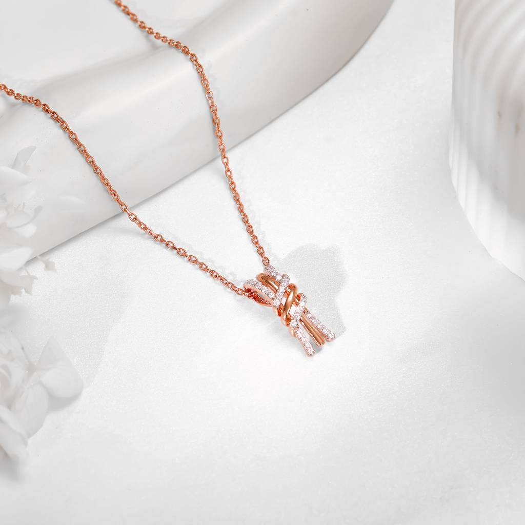 18K Rose Gold Dreamer Feels Diamond Pendant : GDLPD0438