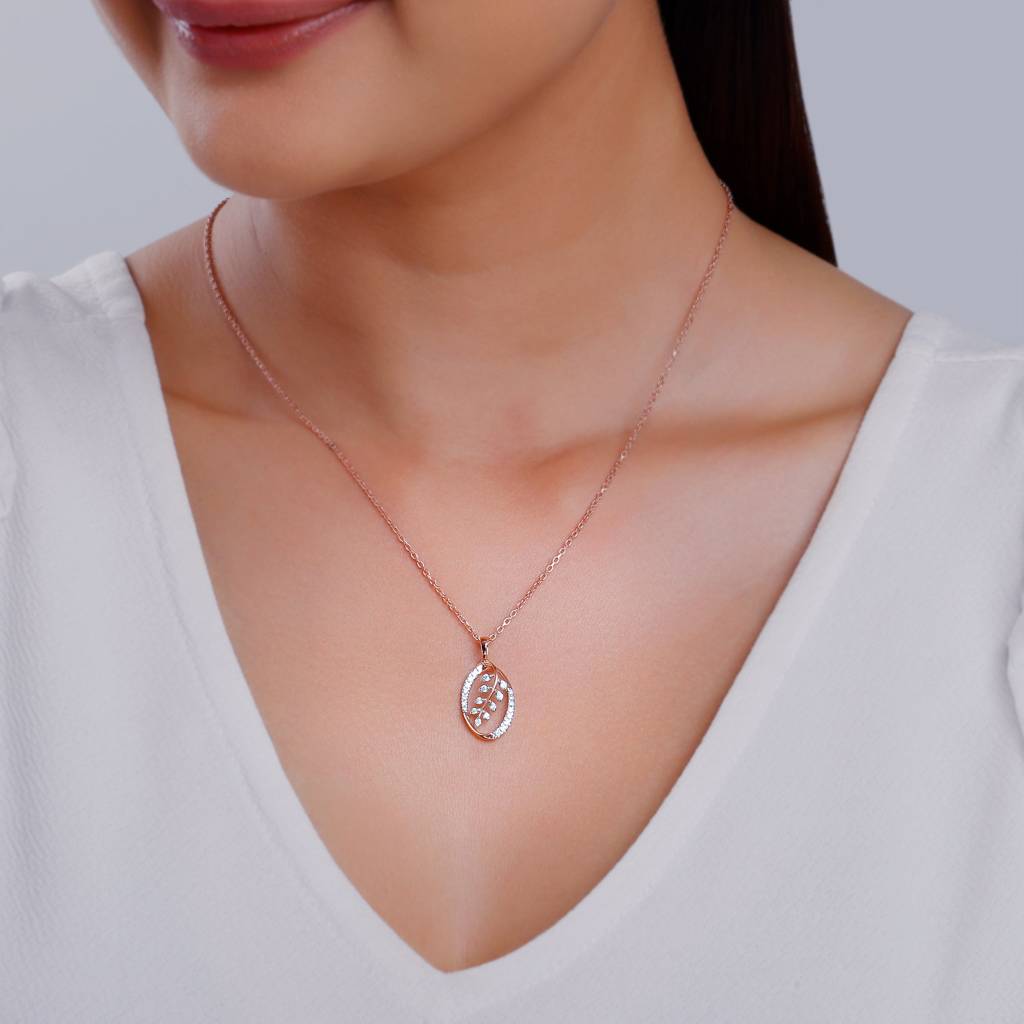 18K Rose Gold Sweet Alyssum Diamond Pendant : GDLPD0443