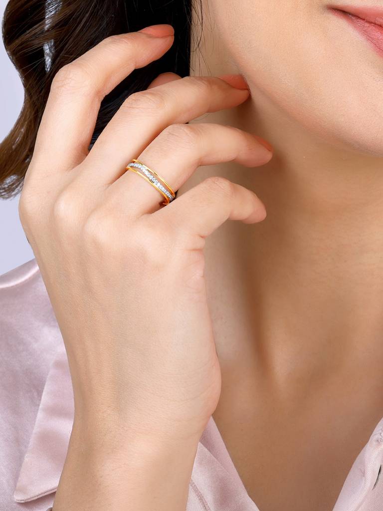 Giva 14K Yellow Gold Wavy Elegance Diamond Ring : GDLR0123