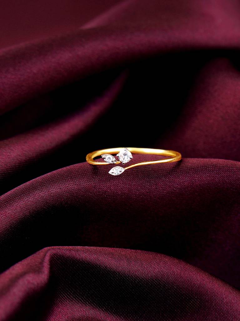 14K Yellow Gold Simplicity Diamond Ring : GDLR0192