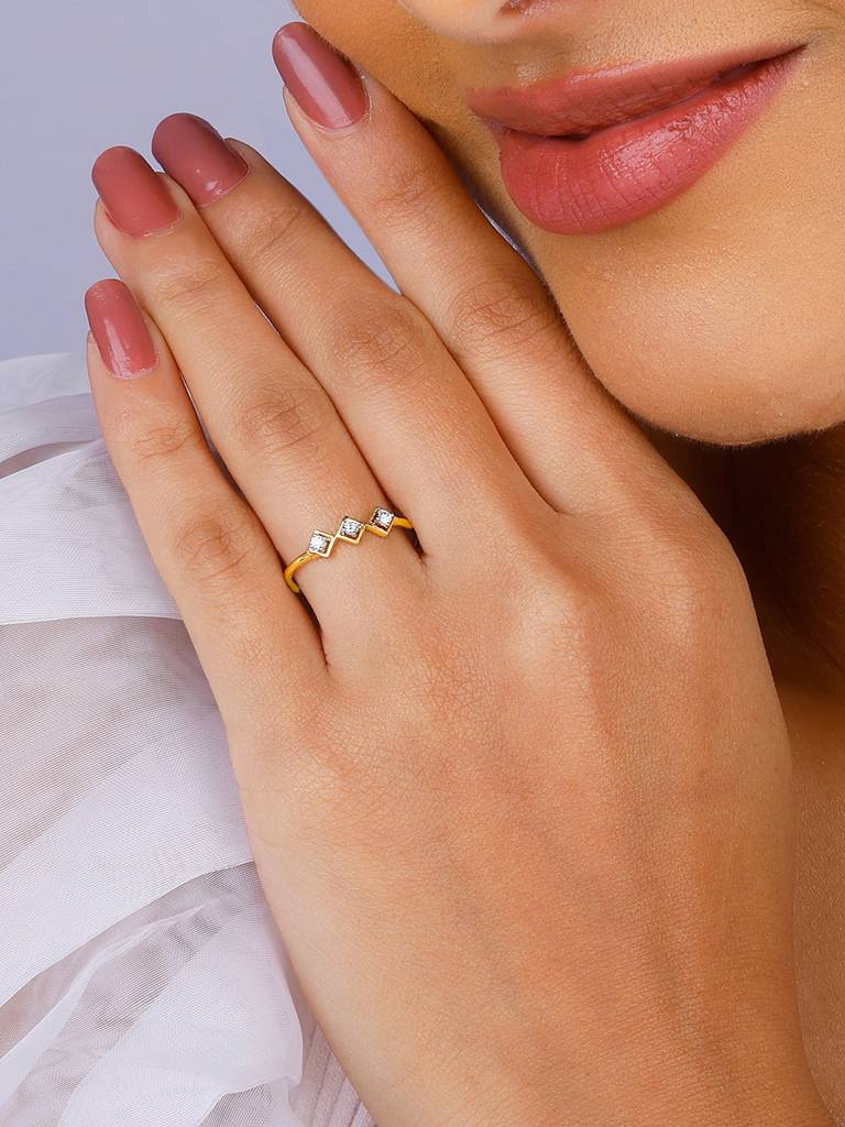 14K Yellow Gold Classic Triplet Diamond Ring : GDLR0224