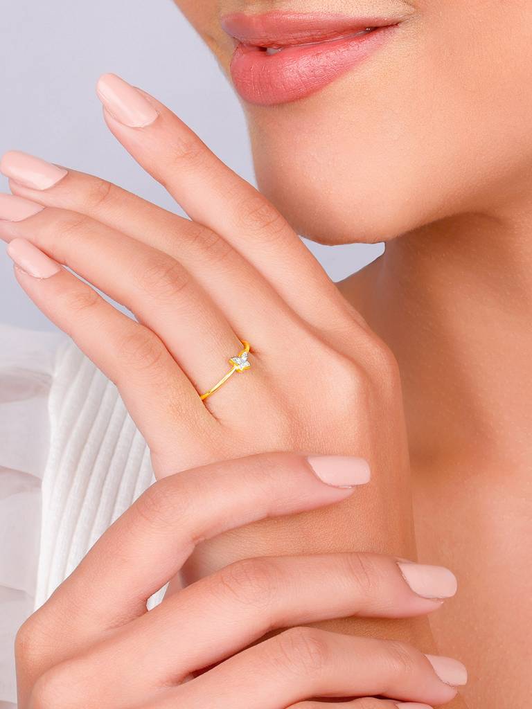 14K Yellow Gold Butterfly Diamond Ring : GDLR0353