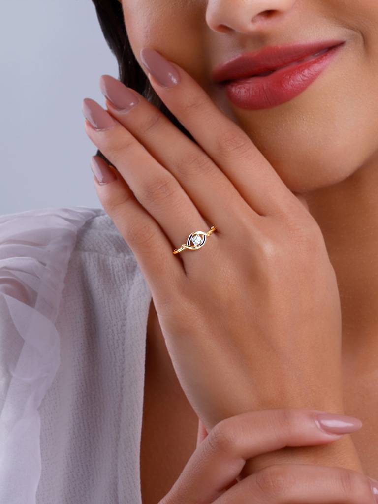 18K Yellow Gold Lifelong Love Solitaire Diamond Ring : GDLR0376