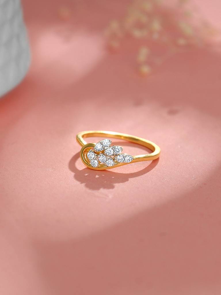 18K Yellow Gold Sparkling Leaf Diamond Ring : GDLR0380