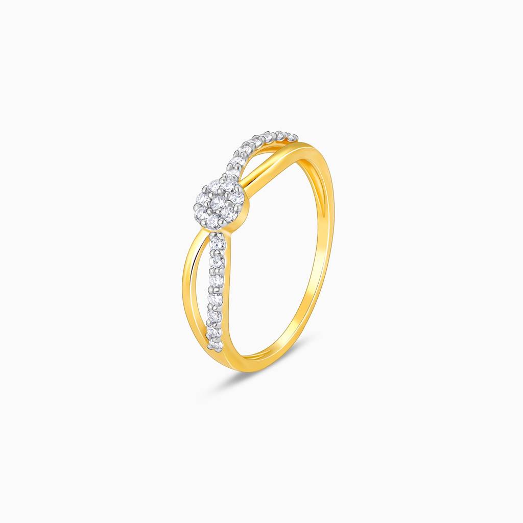 18K Gold And Diamond Wavy Ring : GDLR0498