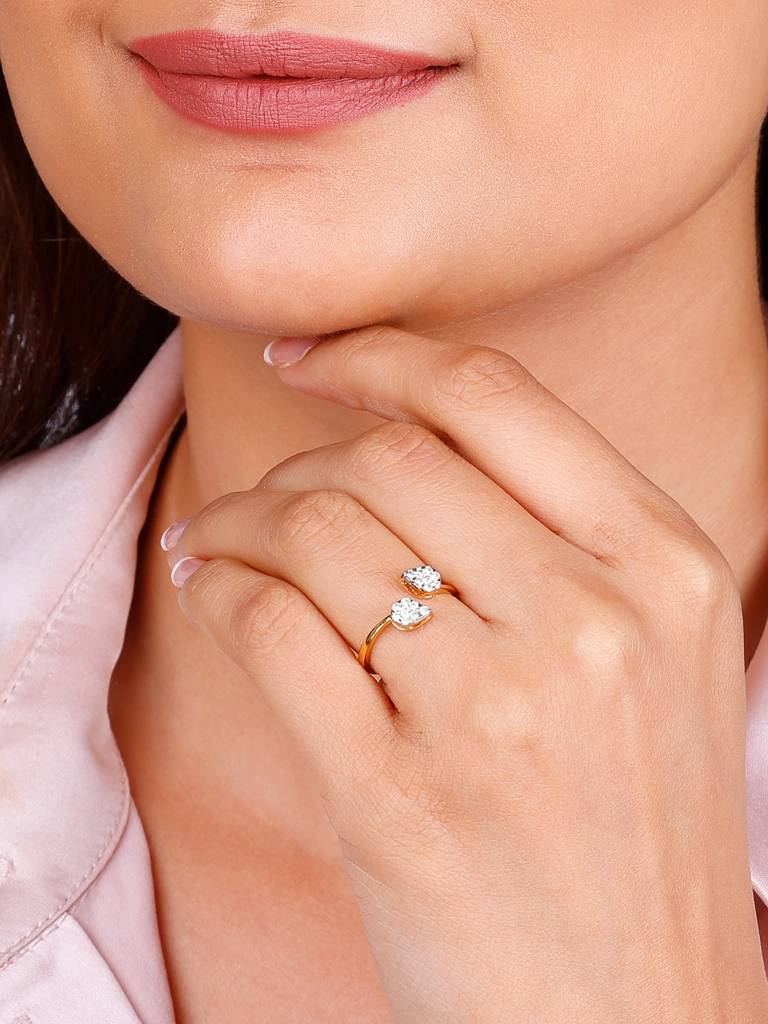 Giva 14K Yellow Gold Graceful Leaf Diamond Ring : GDLR099