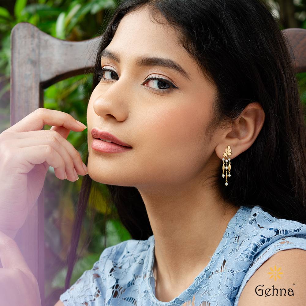 Timeless Pearl 18K Gold Dangle Earrings : GHCSER-7013