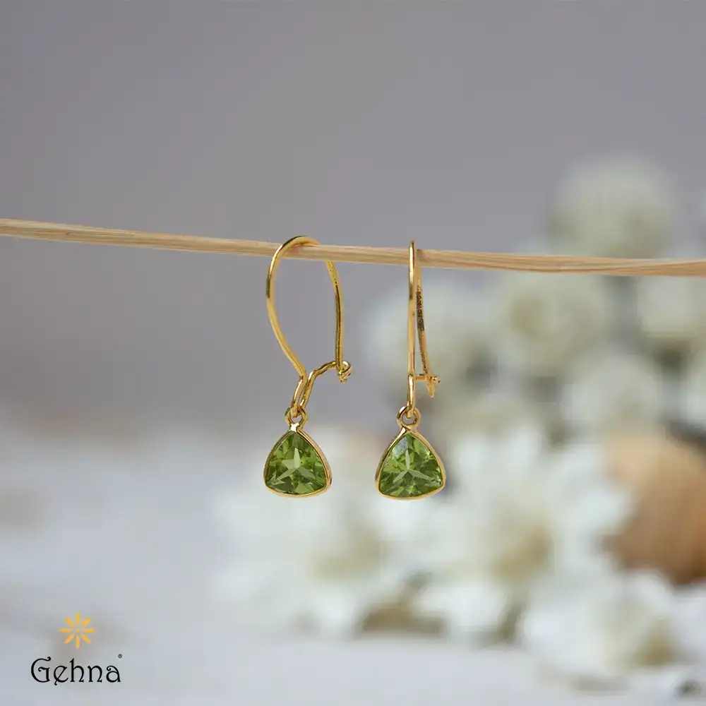 Trendy Peridot 18K Gold Earrings : GHCSERRI-5774