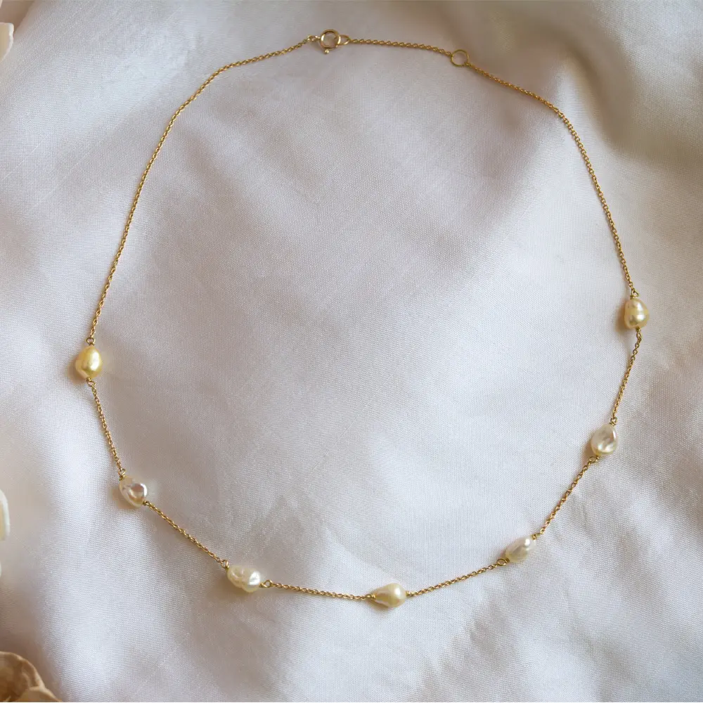 Elegant Baroque Pearl 18K Gold Chain : GHCUCSCH-3772_16