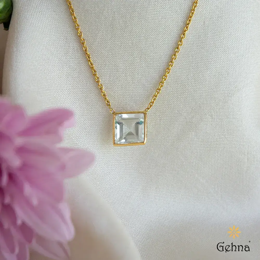 Contemporary Aquamarine Pendant With Gold Chain : GHCUCSCH-3836