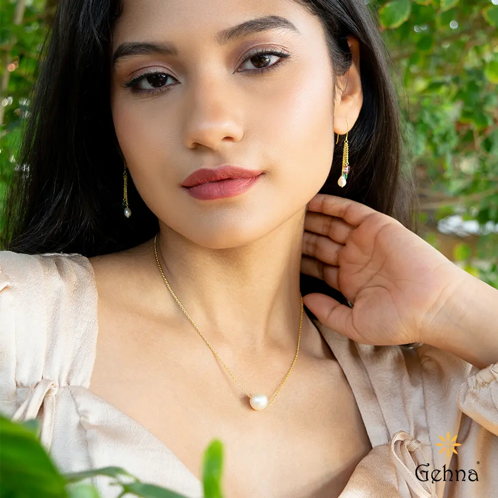 Elegant Pearl 18K Gold Chain : GHCUCSCH-3883